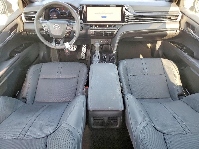 2025 TOYOTA CAMRY XSE 8