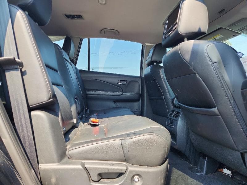 2017 HONDA PILOT EXL 11