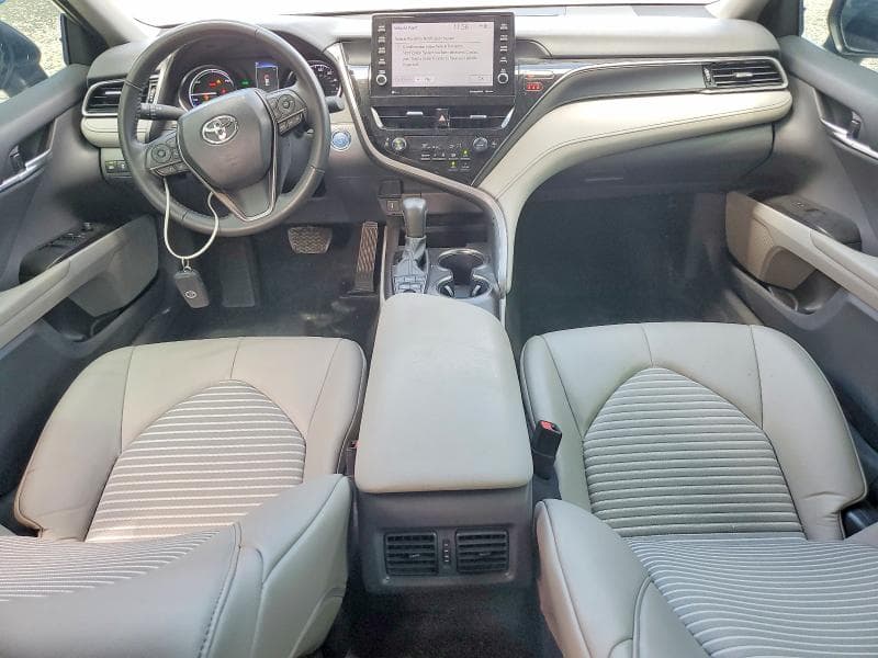 2024 TOYOTA CAMRY HYBRID SE 8