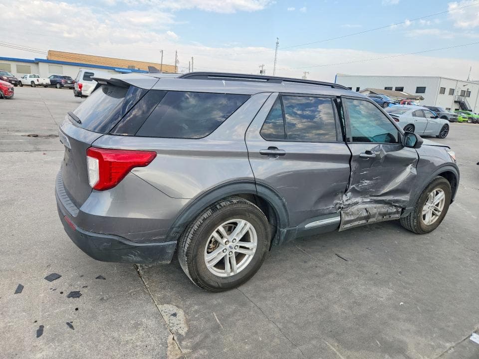 2022 FORD EXPLORER XLT 3