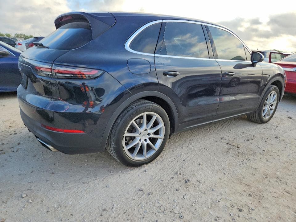 2019 PORSCHE CAYENNE 3