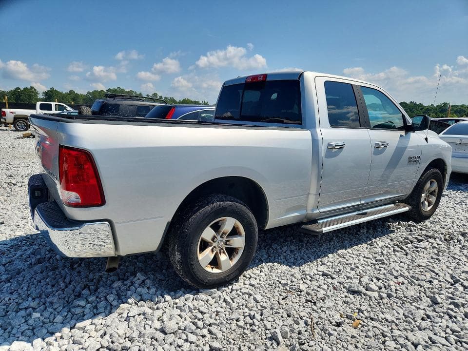 2018 RAM 1500 SLT 3