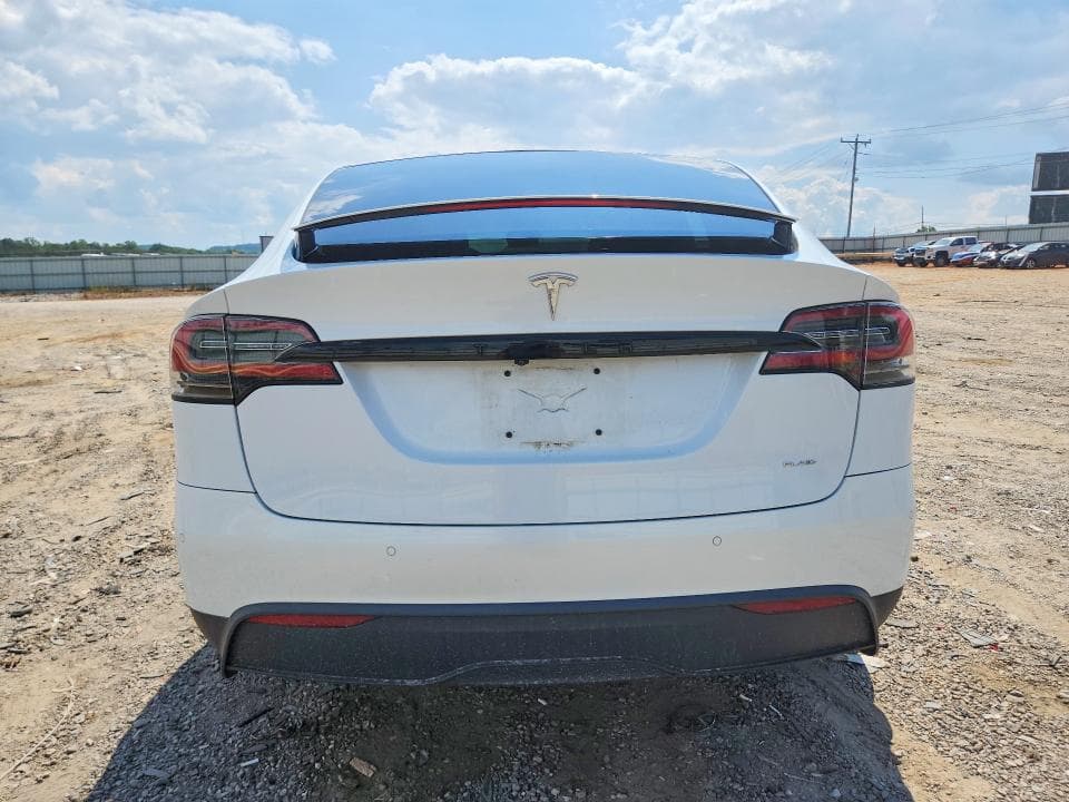 2022 TESLA MODEL X 6