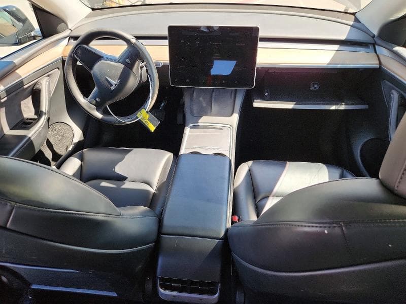 2023 TESLA MODEL Y 8