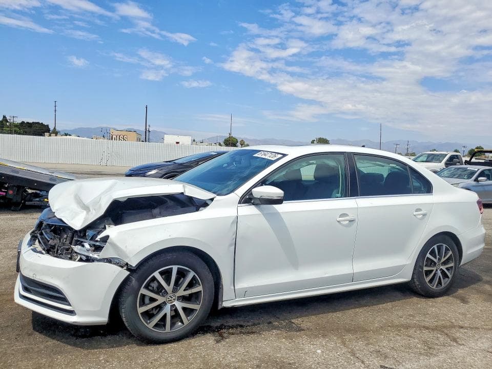 2017 VOLKSWAGEN JETTA SE - 1
