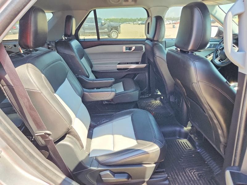 2022 FORD EXPLORER XLT 11