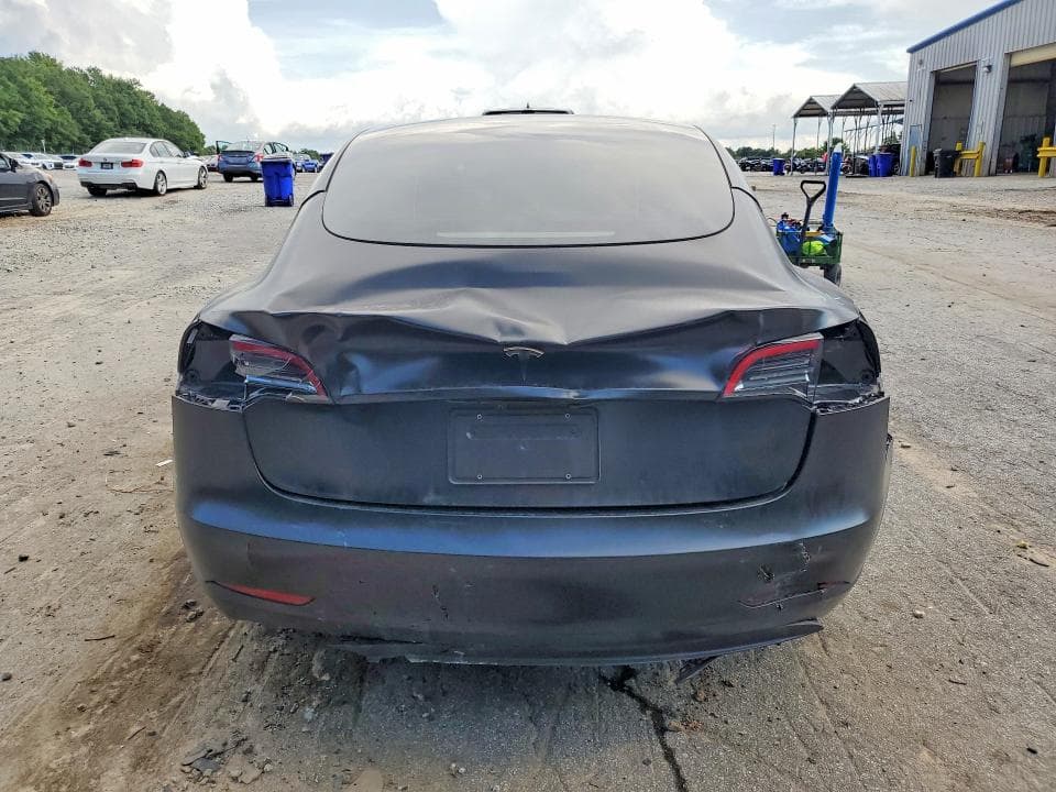 2023 TESLA MODEL 3 6