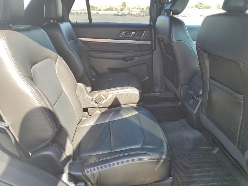 2018 FORD EXPLORER XLT 10