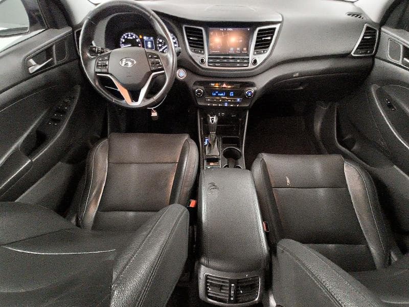 2017 HYUNDAI TUCSON SE PLUS 8