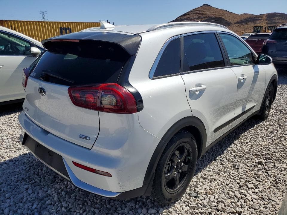 2019 KIA NIRO EX 3