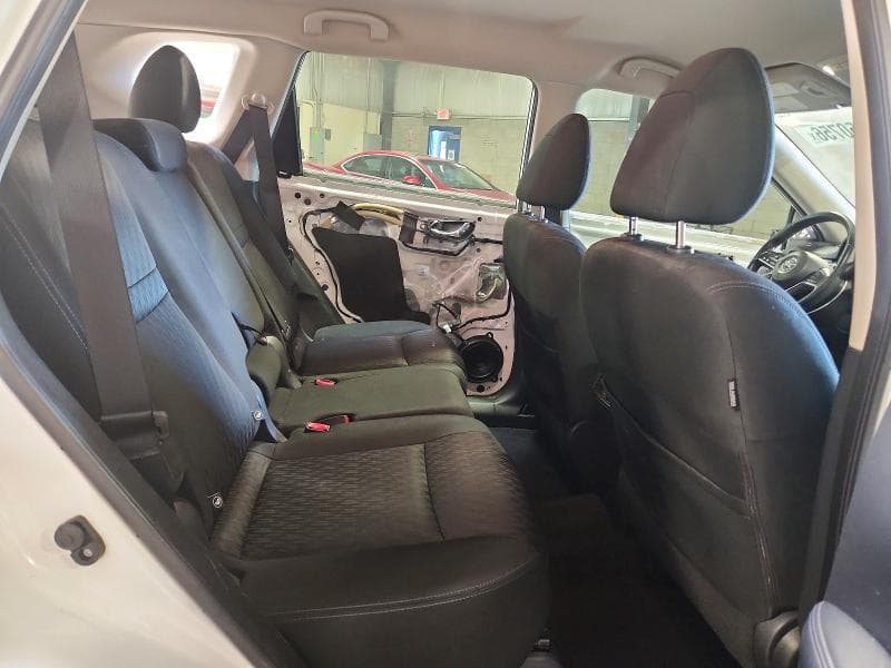 2018 NISSAN ROGUE SV 10