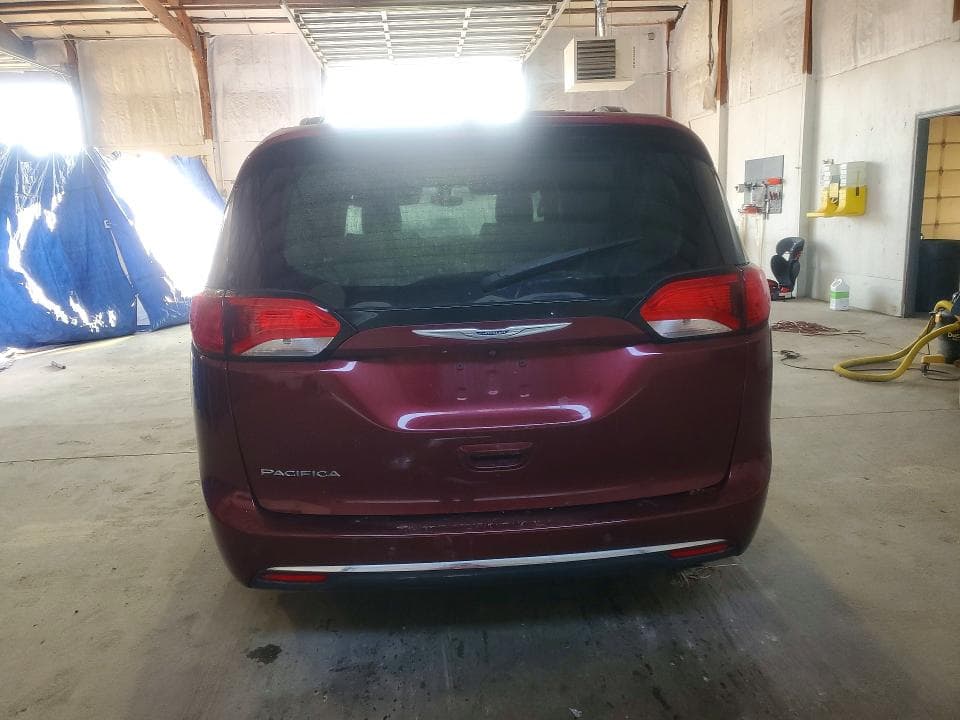 2020 CHRYSLER PACIFICA TOURING L 6