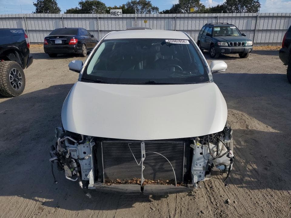 2017 TOYOTA PRIUS PRIME ADVANCED 5