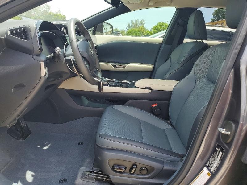 2024 LEXUS RZ 300E 7