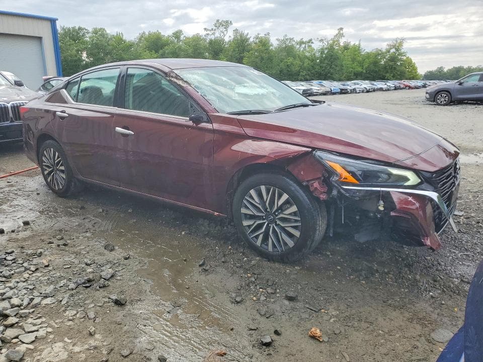 2024 NISSAN ALTIMA SV 4