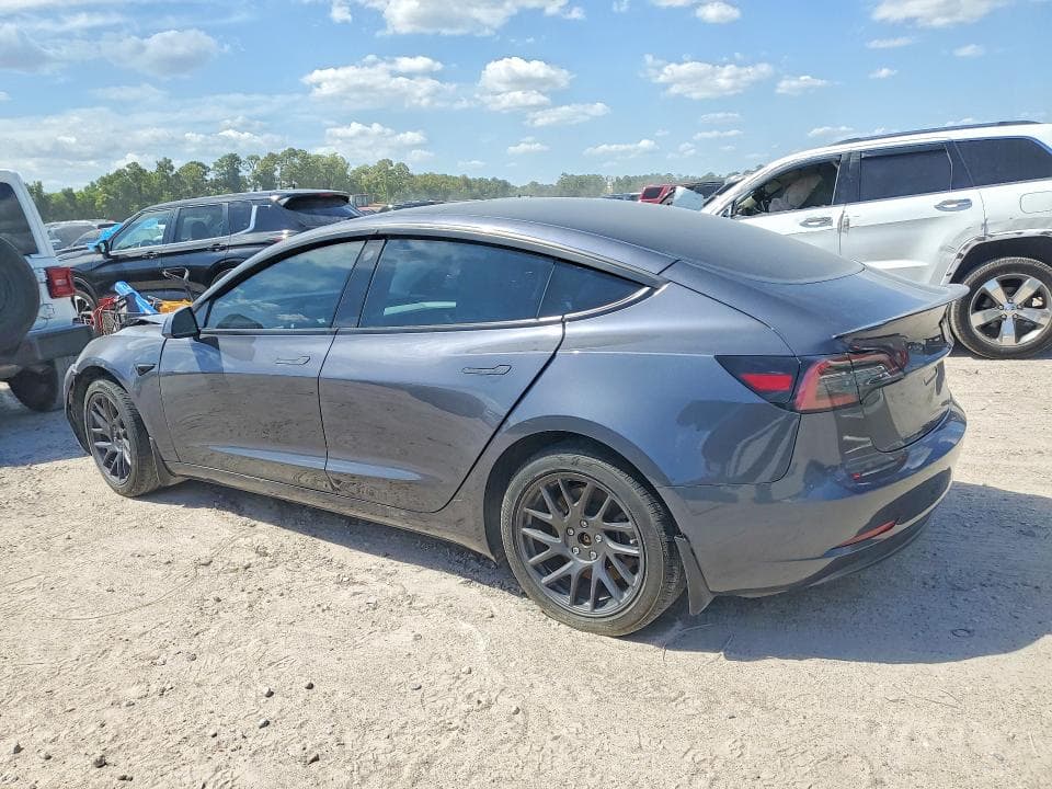 2023 TESLA MODEL 3 2