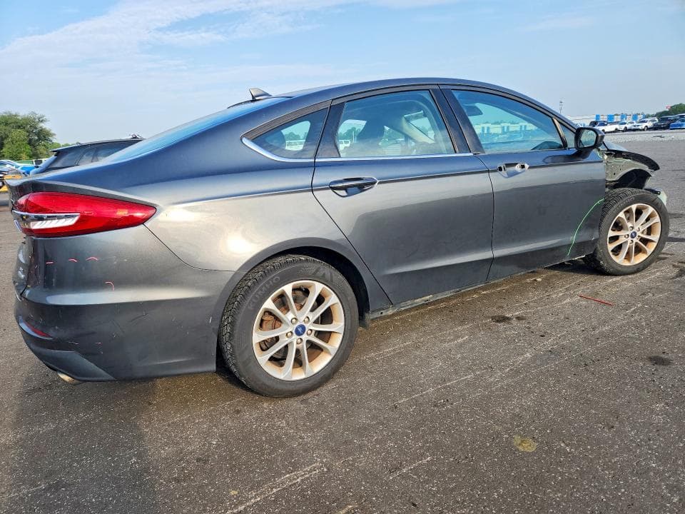 2020 FORD FUSION SE 3