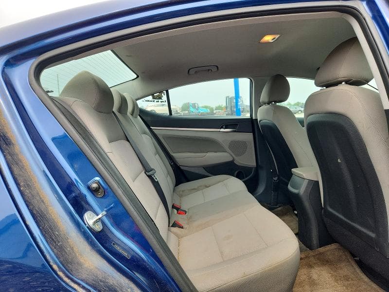 2020 HYUNDAI ELANTRA SEL 10