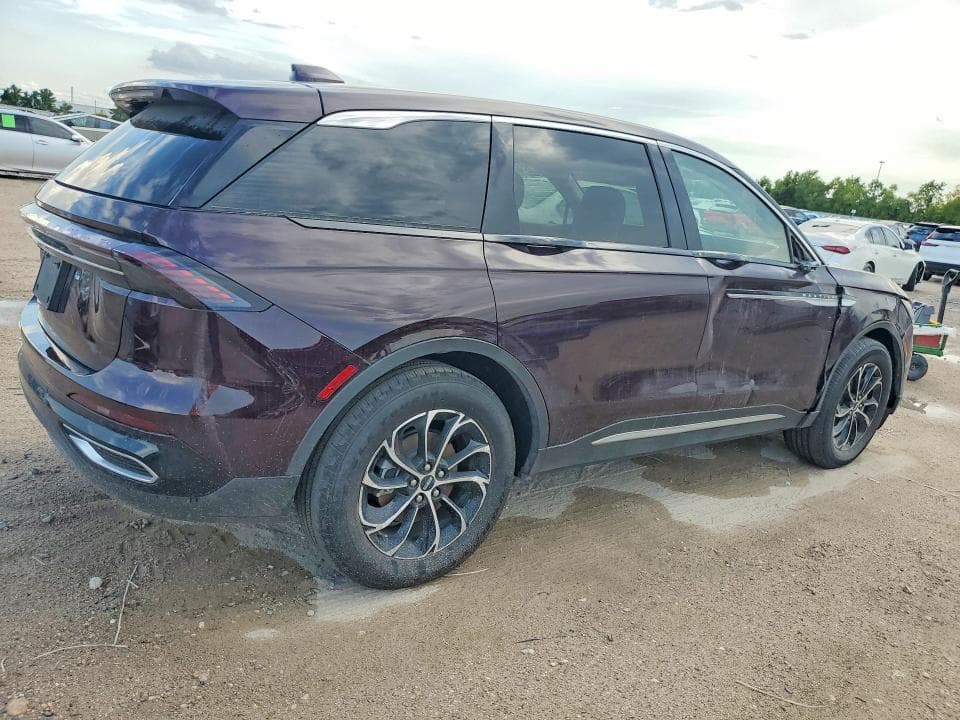 2025 LINCOLN NAUTILUS PREMIERE 3