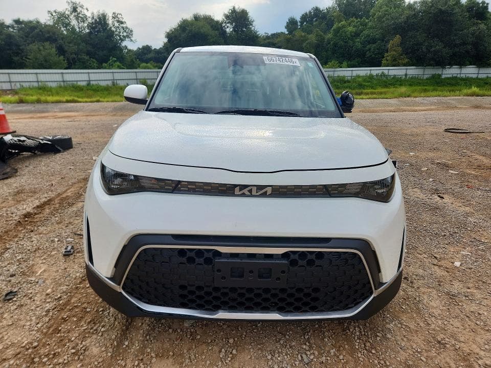 2025 KIA SOUL LX 5