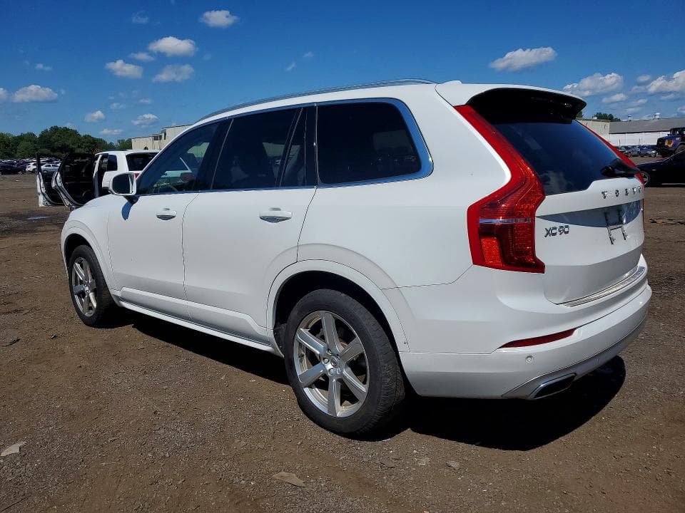 2020 VOLVO XC90 T6 MOMENTUM 2