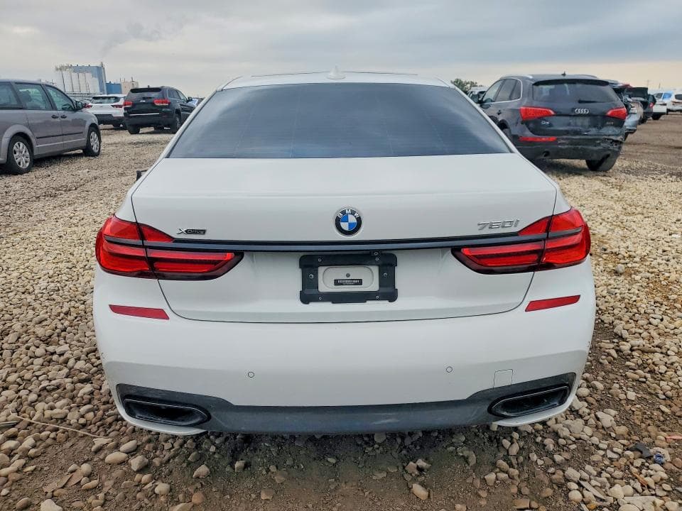 2018 BMW 750 XI 6