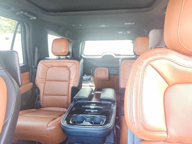 2021 LINCOLN NAVIGATOR L RESERVE 10