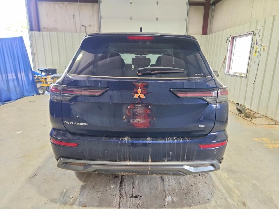 2025 MITSUBISHI OUTLANDER SE 6