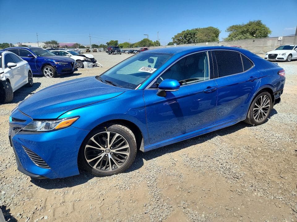 2020 TOYOTA CAMRY SE - 1