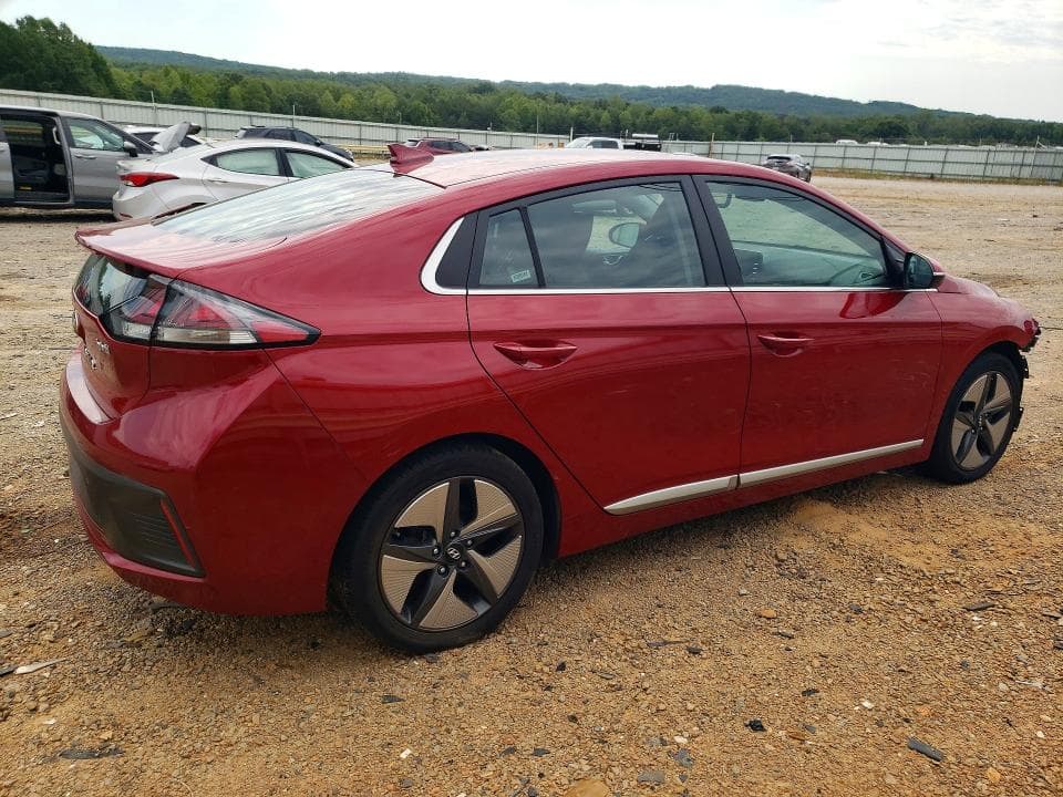 2021 HYUNDAI IONIQ SEL 3