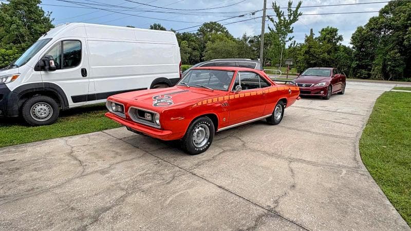 1967 PLYMOUTH BARRACUDA 2