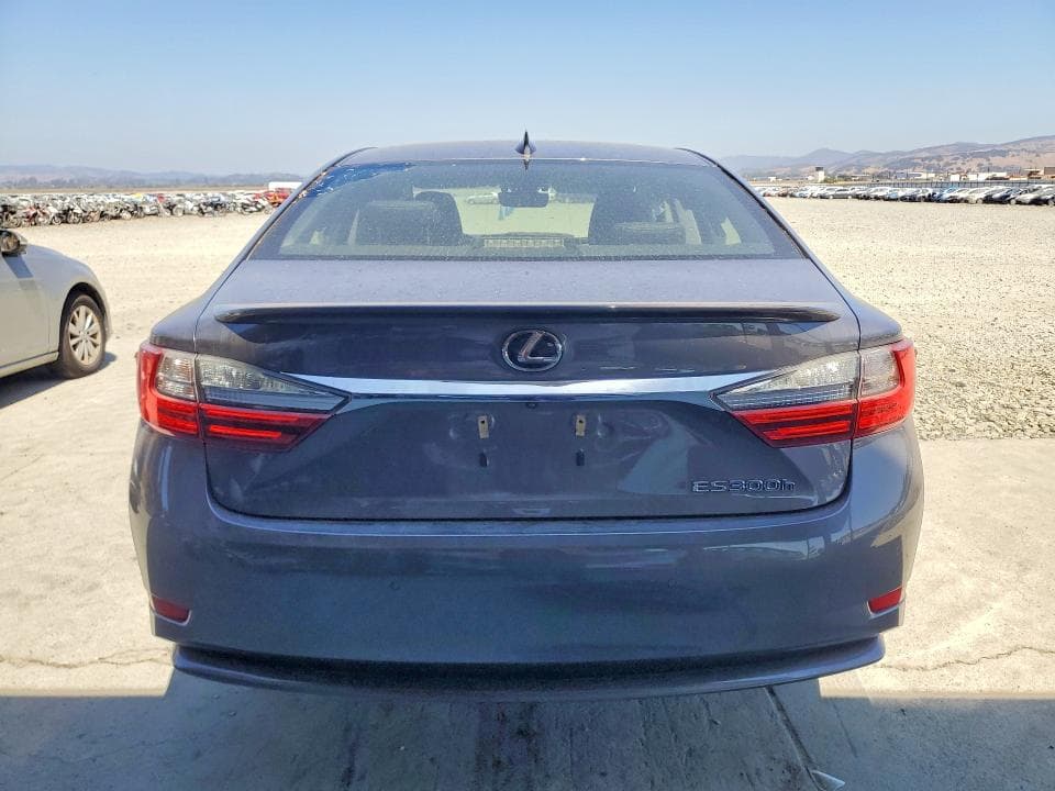 2018 LEXUS ES 300H 6