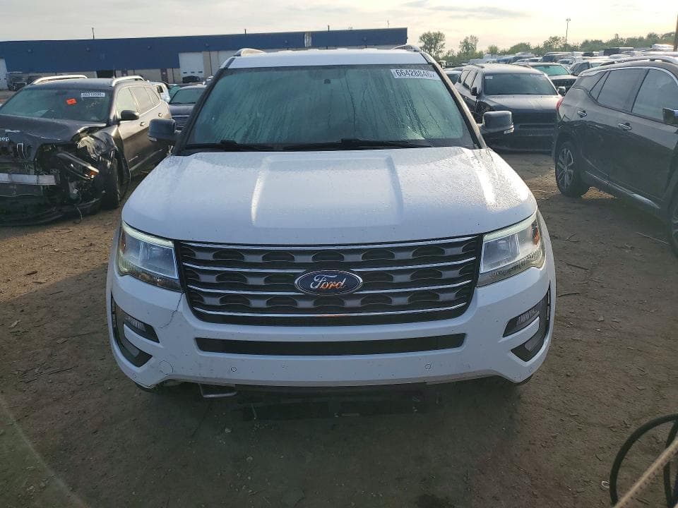 2017 FORD EXPLORER XLT 5