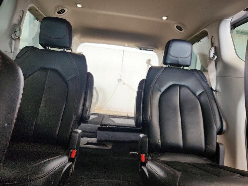 2020 CHRYSLER PACIFICA TOURING L 10