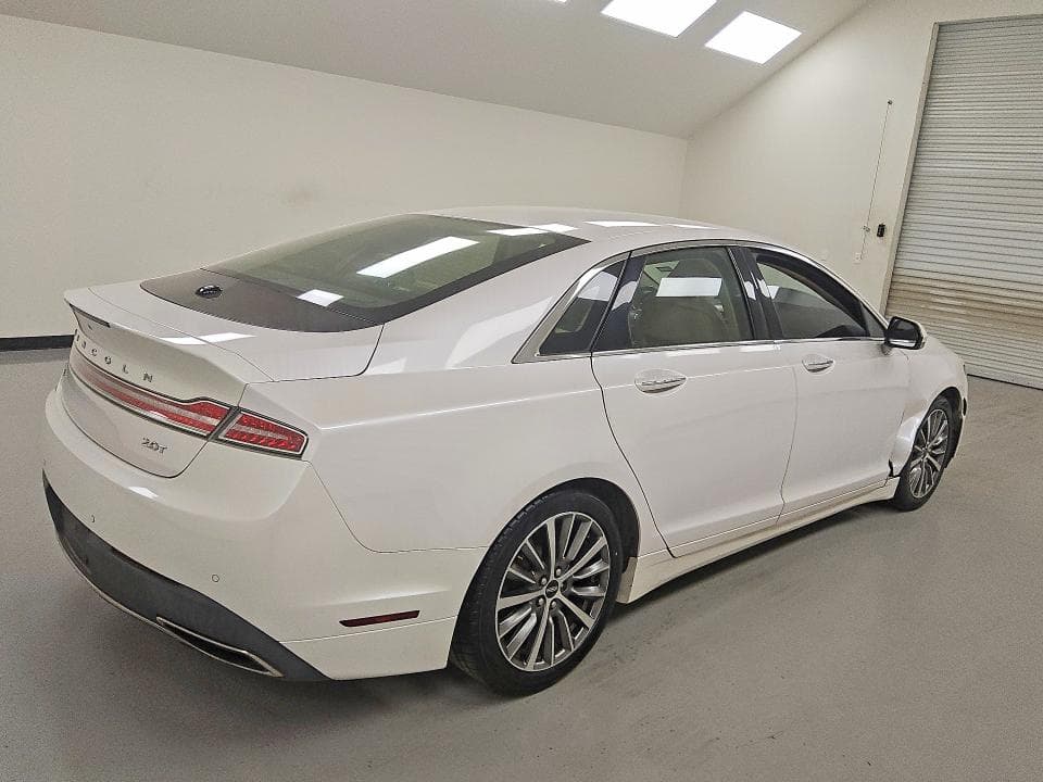 2020 LINCOLN MKZ 3