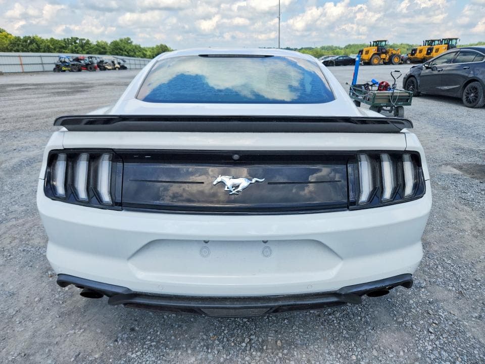 2018 FORD MUSTANG 6