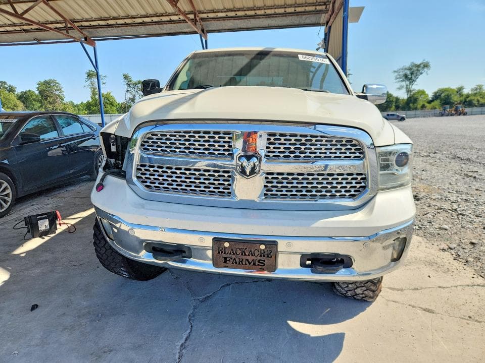 2017 RAM 1500 LARAMIE 5