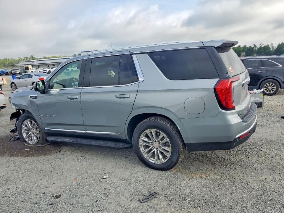 2024 GMC YUKON SLT 2