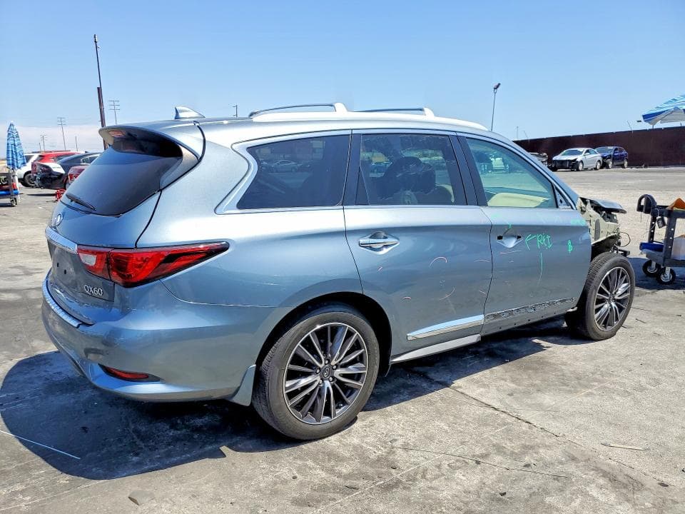 2017 INFINITI QX60 BASE 3