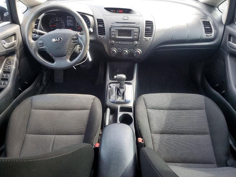 2017 KIA FORTE LX 8