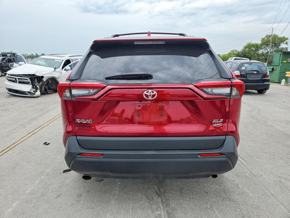 2024 TOYOTA RAV4 XLE 6