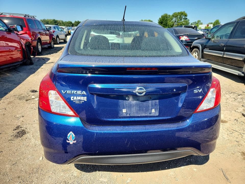 2018 NISSAN VERSA SV 6