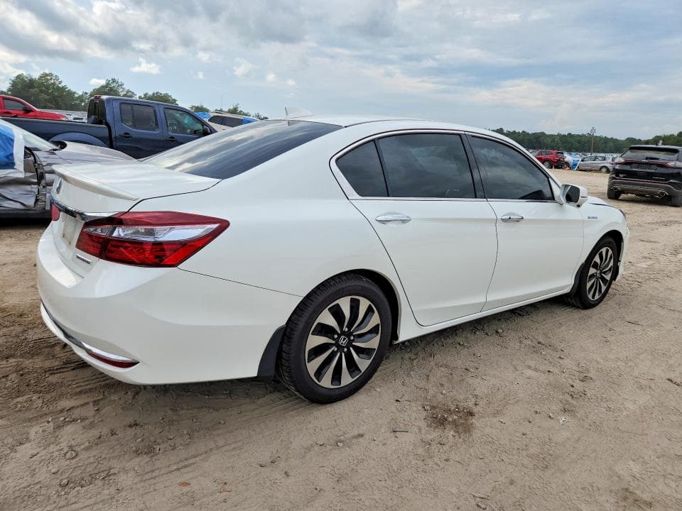 2017 HONDA ACCORD HYBRID 3