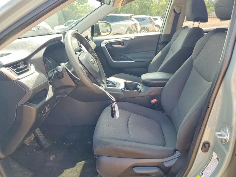 2019 TOYOTA RAV4 XLE 7