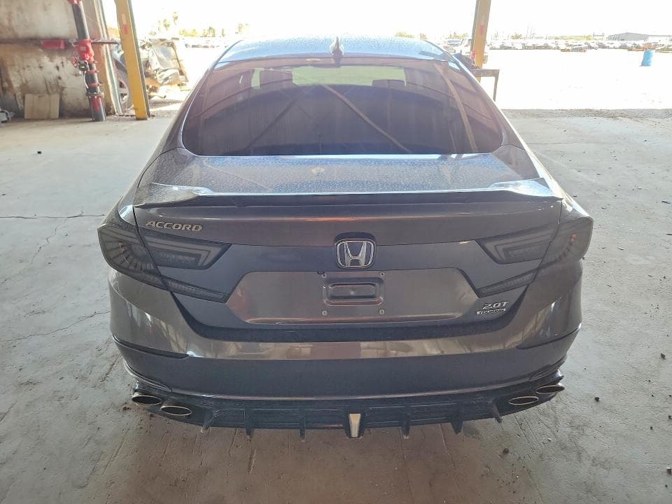 2019 HONDA ACCORD TOURING 6