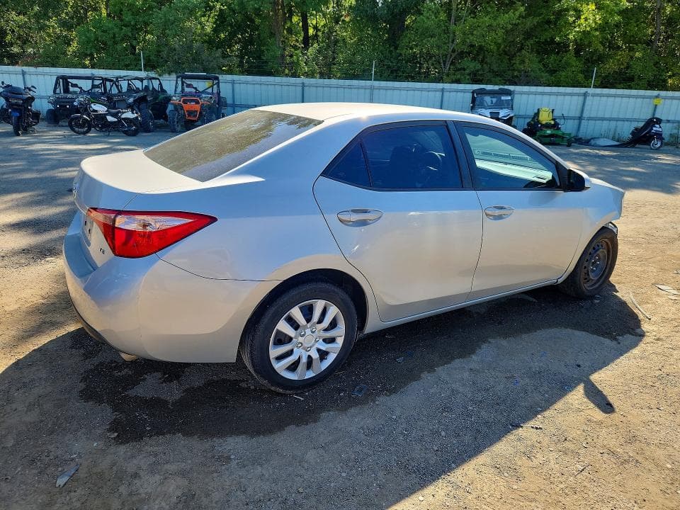 2019 TOYOTA COROLLA LE 3