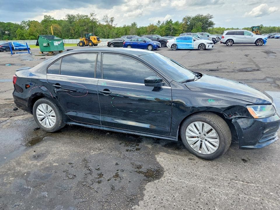 2017 VOLKSWAGEN JETTA S 4