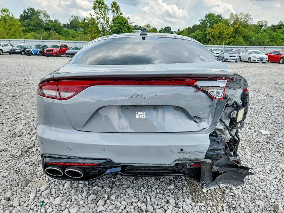 2023 KIA STINGER GT2 6