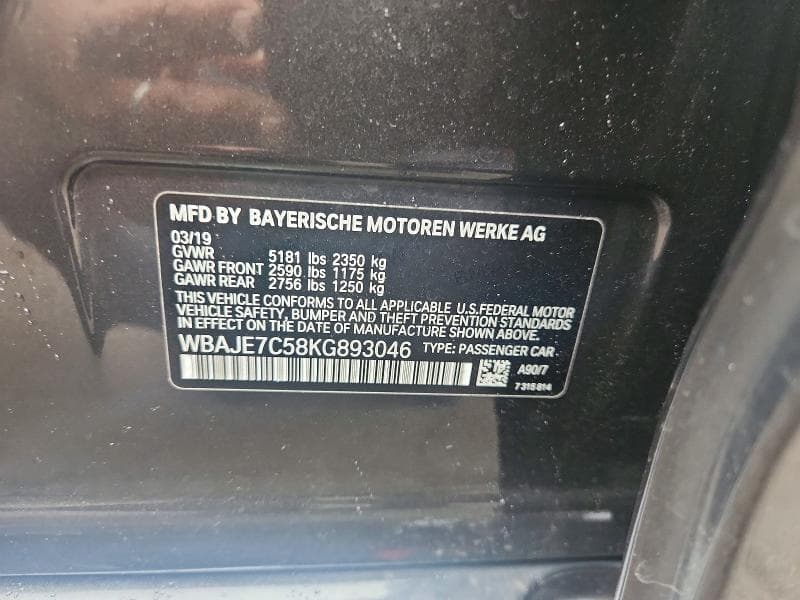 2019 BMW 540 XI 12