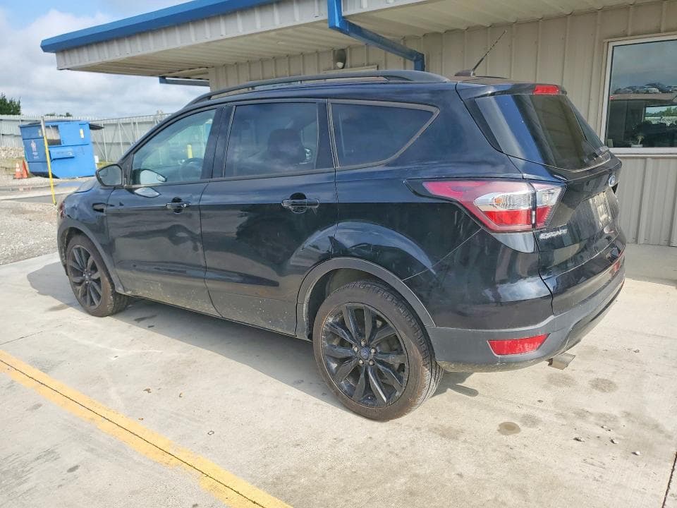 2017 FORD ESCAPE SE 2